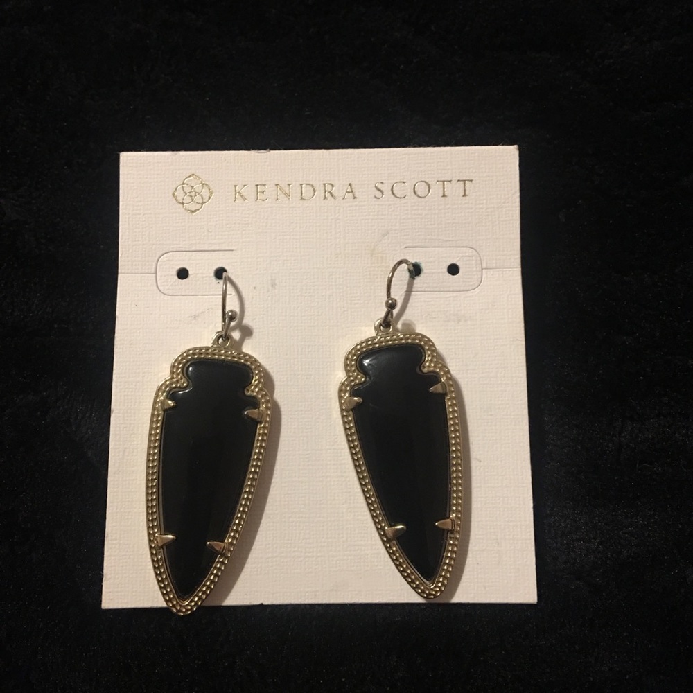 Kendra Scott black arrow earrings